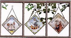 ww7111 garden, bee, cat, gardener, sunflower, birdhouse, bluebird, girl, checks, checkered, checkered, welcome, stained glass, whimsy, whimsical, folk art, primitive, americana, farm, country